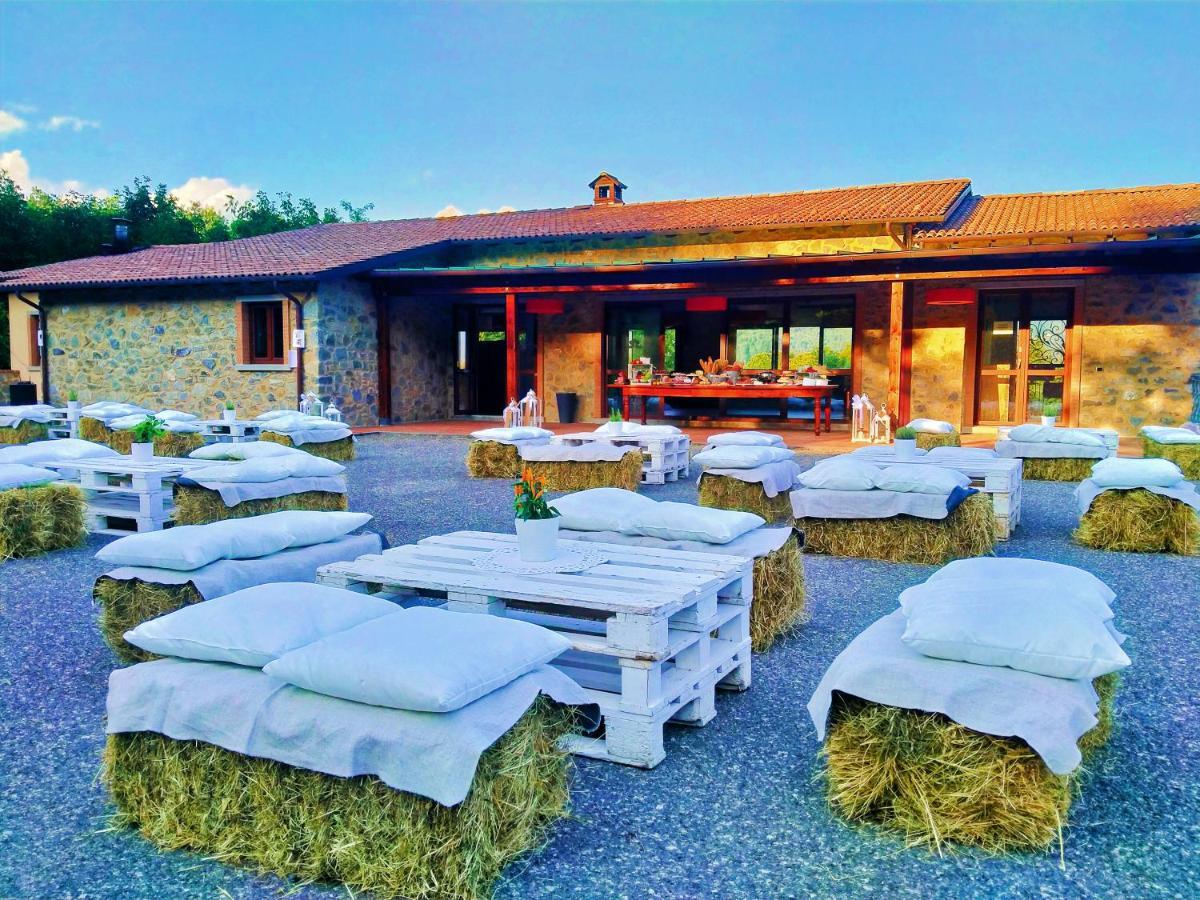 Agriturismo Borgo Biaia Camporgiano Eksteriør bilde