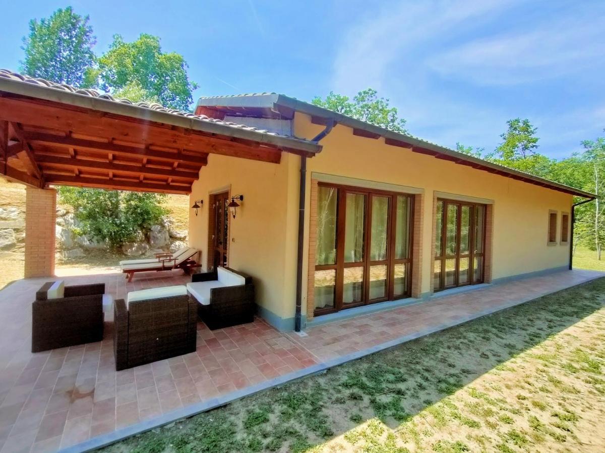 Agriturismo Borgo Biaia Camporgiano Eksteriør bilde
