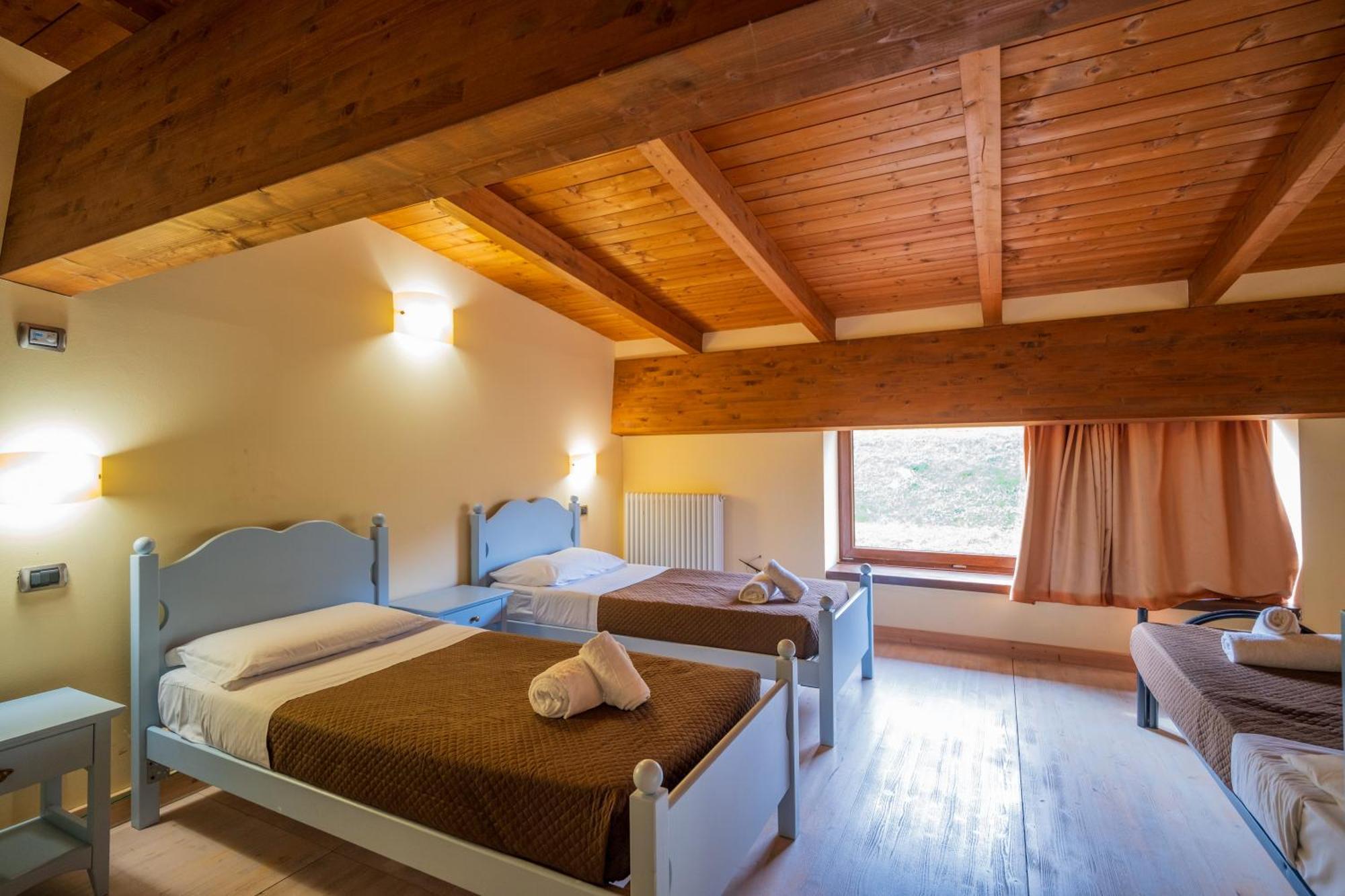 Agriturismo Borgo Biaia Camporgiano Eksteriør bilde