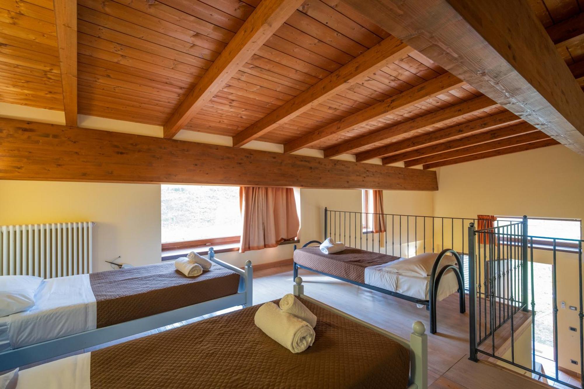 Agriturismo Borgo Biaia Camporgiano Eksteriør bilde