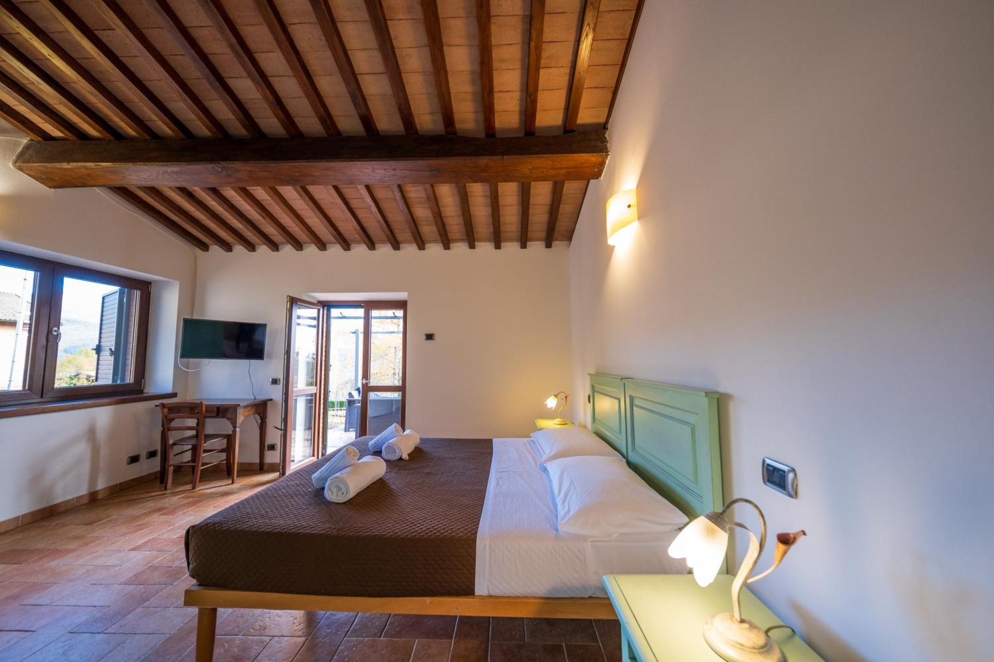 Agriturismo Borgo Biaia Camporgiano Eksteriør bilde