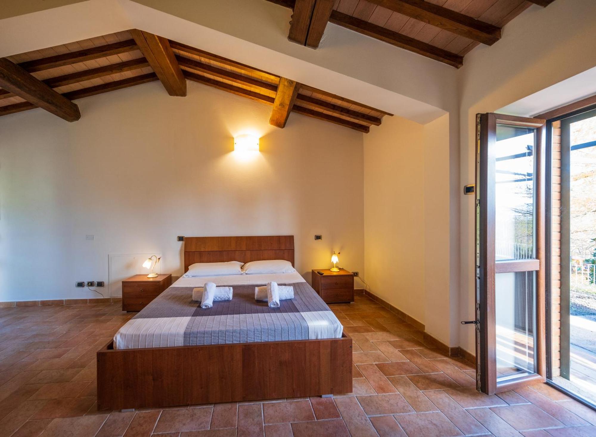 Agriturismo Borgo Biaia Camporgiano Eksteriør bilde