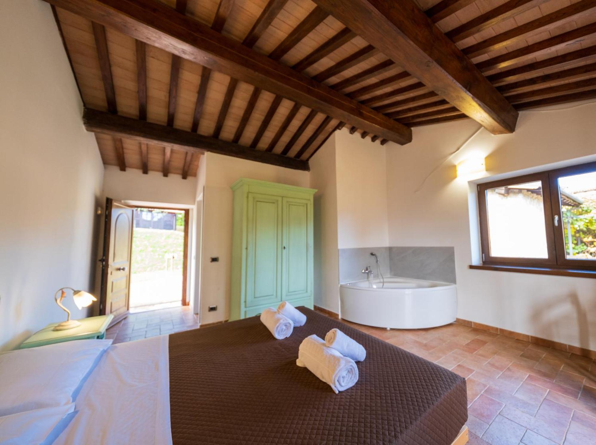 Agriturismo Borgo Biaia Camporgiano Eksteriør bilde